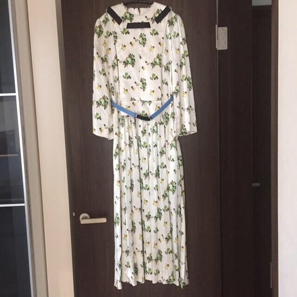 Toga Pulla
Maxi dress - Picture 4 of 12